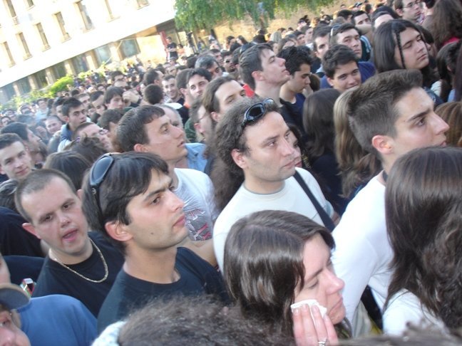 crowd3.jpg